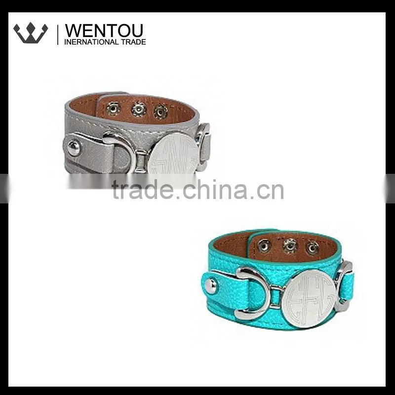 Fashionable Personalized Leather Bracelet
