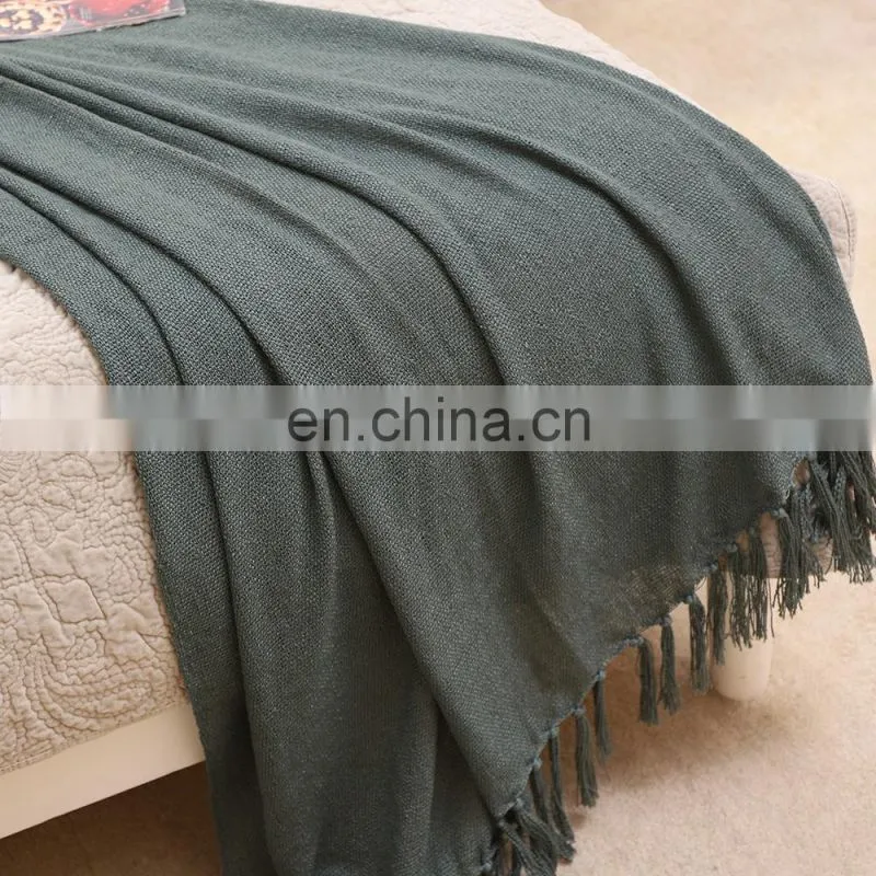 Solid Blanket Cross Woven Couch Throw Christmas Knitted Blankets with Decorative Fringe Lightweight for Bed or Sofa Decorative