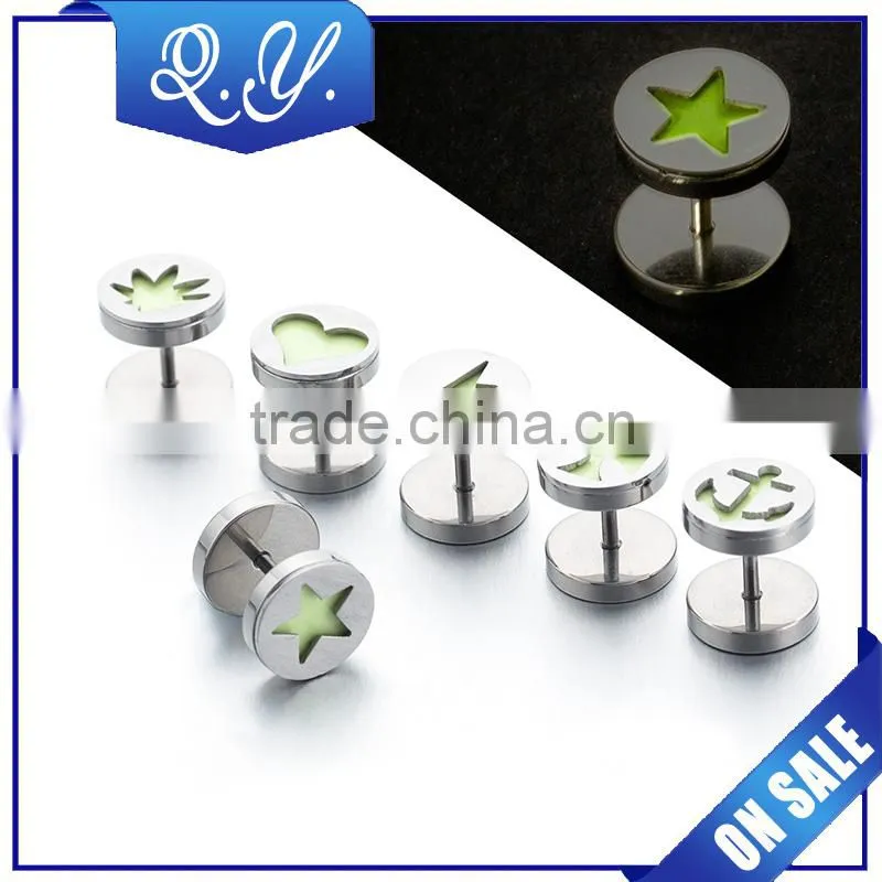 Free Sample Fancy Body Piercing Jewelry Pure Zircon Knot Earring China Supply