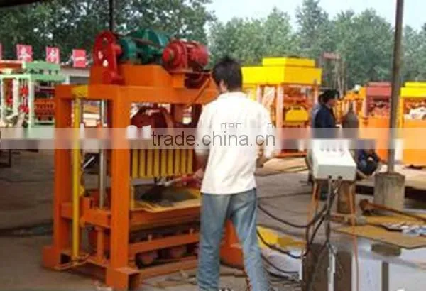 Cement Wall/Floor Brick Block Machine Different Mould for Choose QTJ4-40