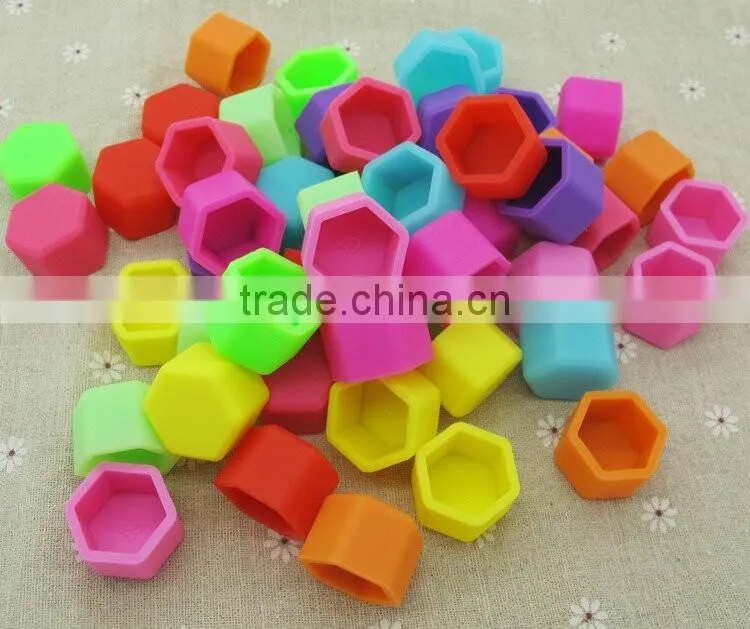China market fancy design whell lugs nut cover hob screw cover,wheel nut protective cap