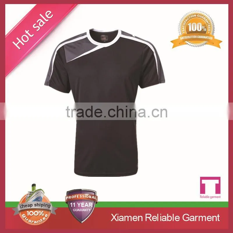 New arrival fashionable custom no logo black and white soccer jersey OEM