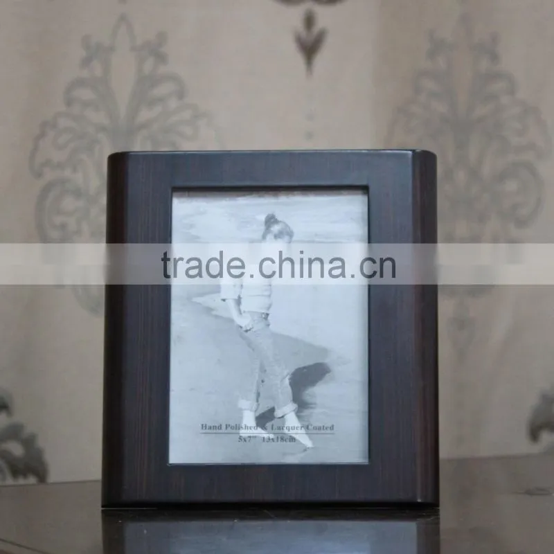Souvenir Elegant Enshrinement MDF Photo Frames