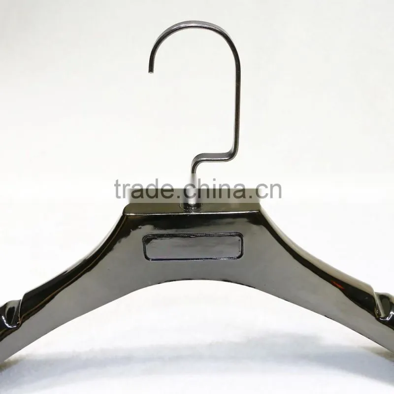Wholesale electric clothes plastic hanger for coat