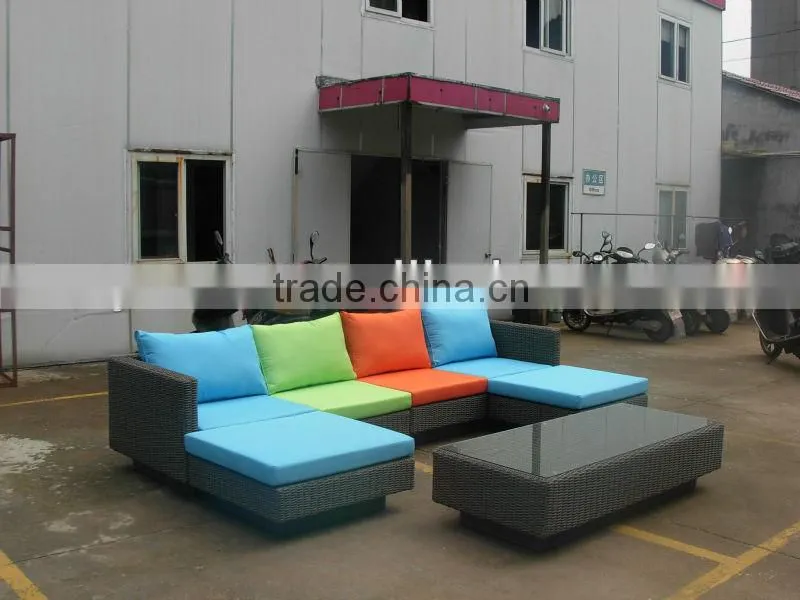 YHA089 HALF ROUND RATTAN SOFA SET