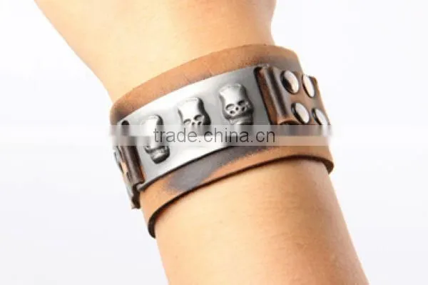 2014 Punk Skull Antique silver Wide Bracelet Wholesale ZTNM-0045