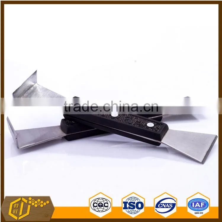 uncapping knife