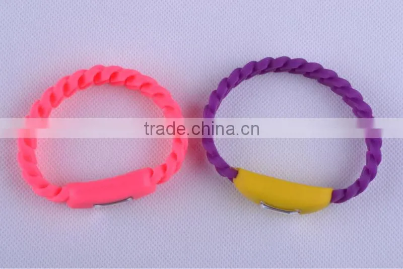 New sports silicone watch led watch trendy digital twist watch