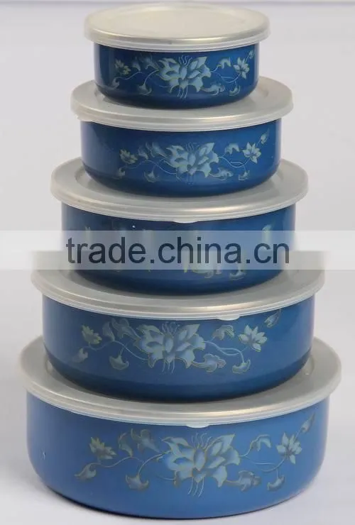 Enamel storage bowl with PP lid