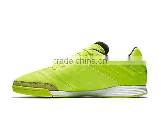 Brand name man soccer shoe football shoes surplus stock