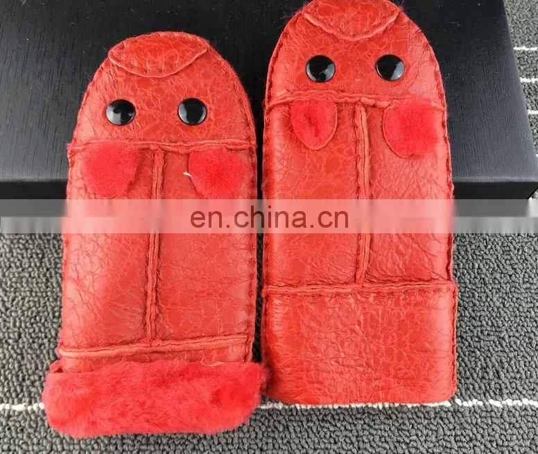 Manufacturer wholesale Lovely Baby Lambskin Gloves Warm Mittens Fur Gloves