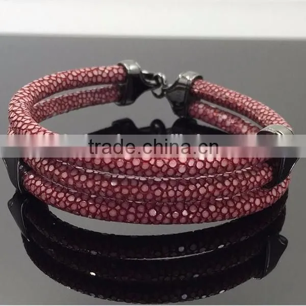 2016 Newest Arrival Luxury Genuine Stingray Bracelet With Three Strand Design Man Stingray Bracelet