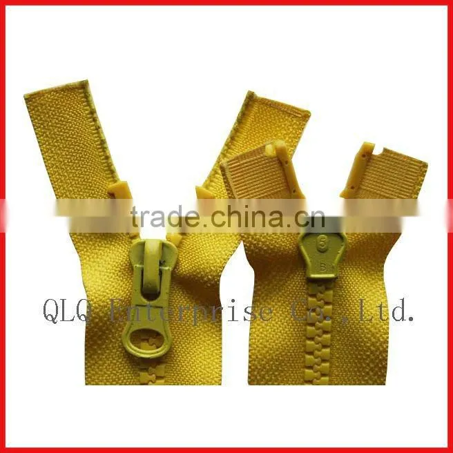 Two Ways Plastic Zip with Sliders