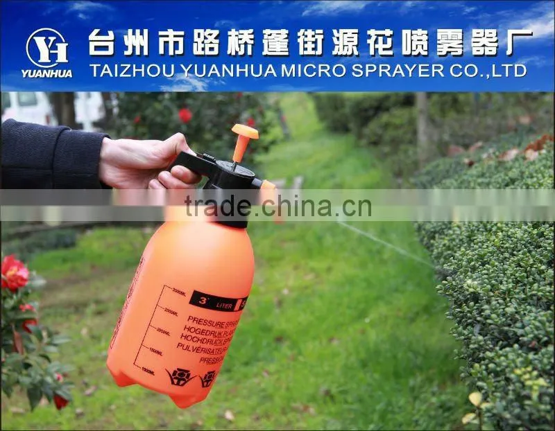 compression water pump sprayer bpttle3.0L yh-029