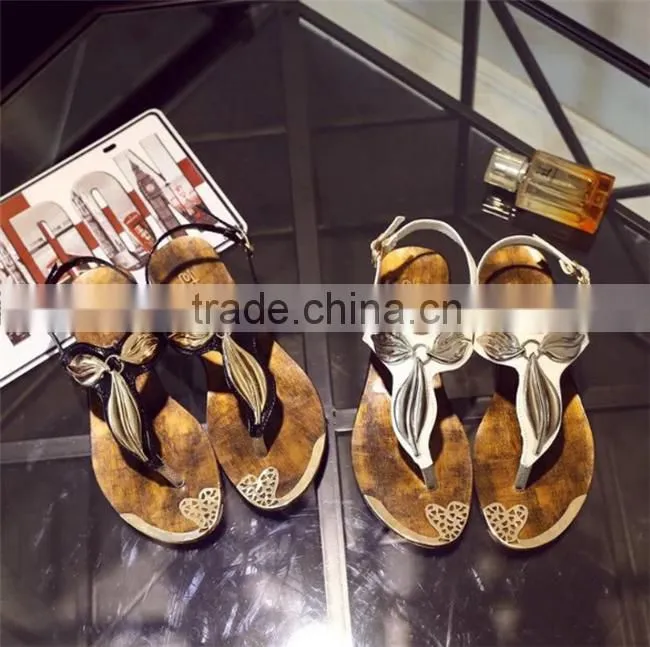 2016 Wholesale Snake winding diamond thong strap flat roman sandals