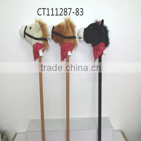 Plsuh Horse Head Stick Brown Horse