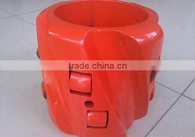 Rigid casing centralizer with rollers