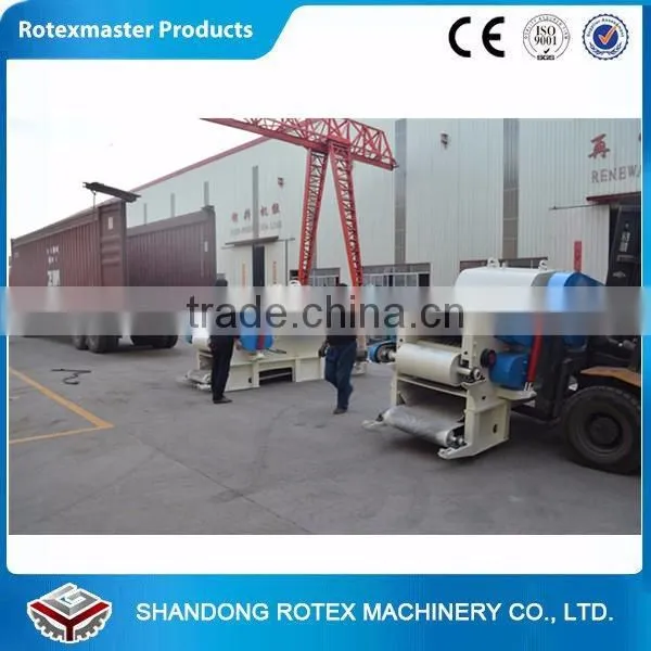 Small log splitter wood chipper