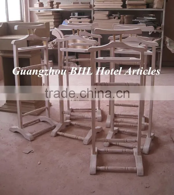 High quality Wooden clothes rack J36