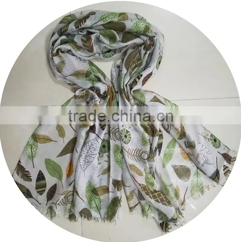 2017 New fashion woven tatting leaf pattern long scarf