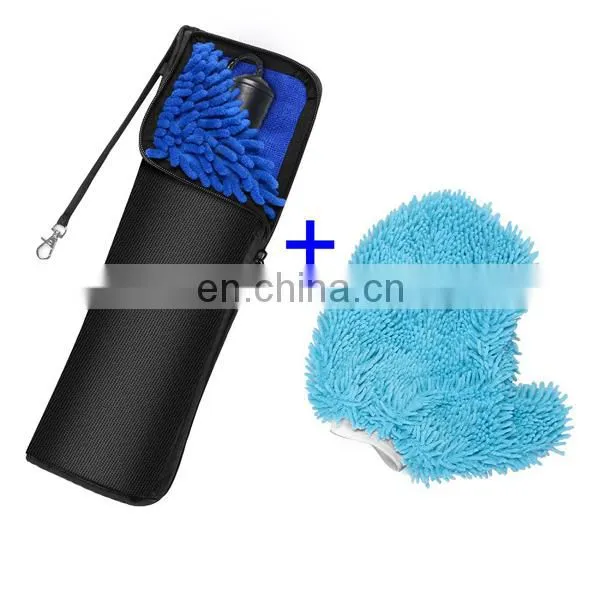 Folding umbrella cover sheath with water-absorbing gloves