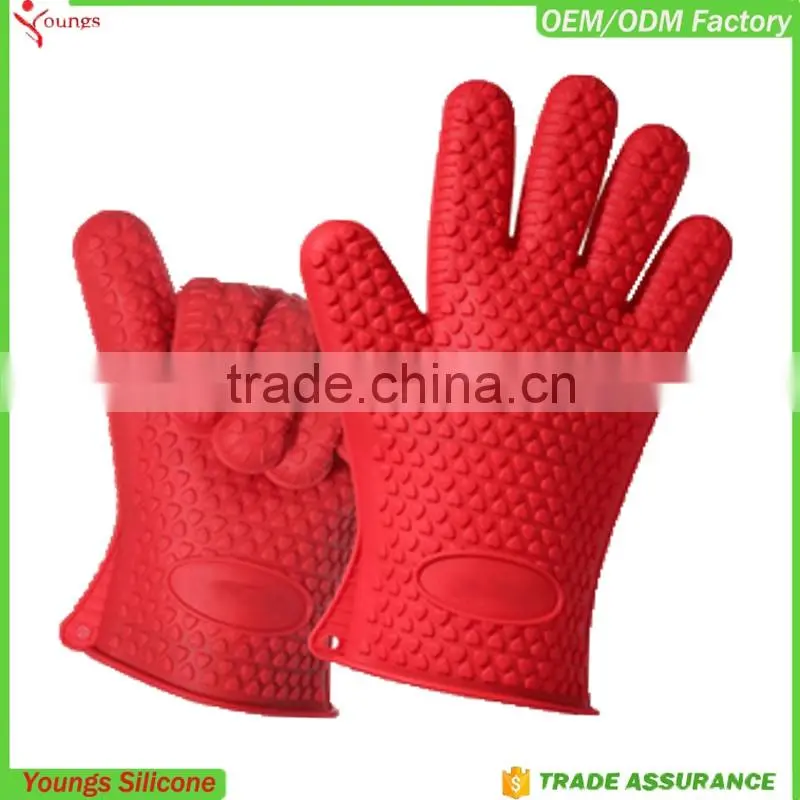 Customize Silicone Massage Glove Kitchen Glove FDA Soft Red Oven Gloves
