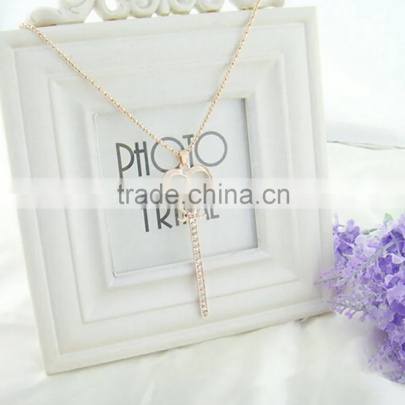 Chinese Fashion Jewelry Key Style Sweater Chain Pendant Necklace Princess Necklace