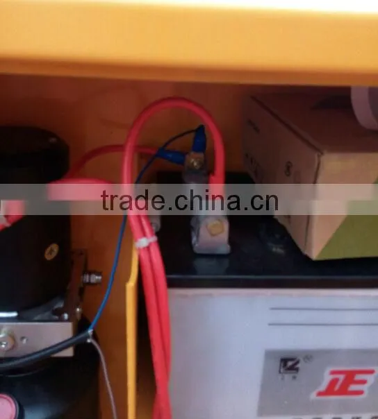 Custom-made!2Tons manual small DC battery hydraulic scissor lift platform for delivery of goods