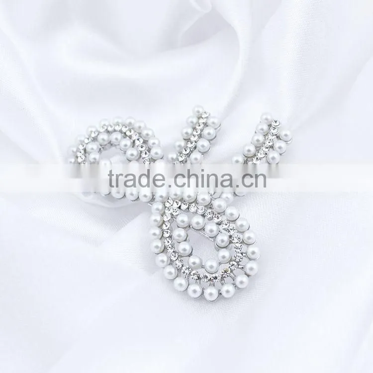 European Classic Platinum Micro Explosion Zircon Fashion Exquisite Bow Brooch Men Wedding Brooch