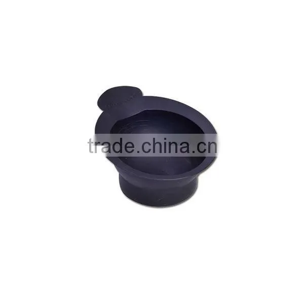 Plastic tinting bowl and hair brush