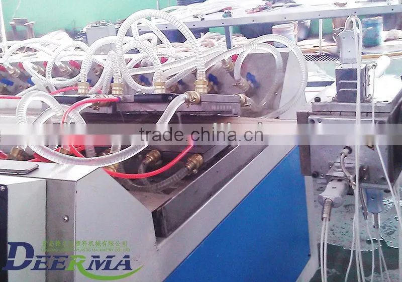 Eco-friendly WPC wood plastic profile WPC roofing tiles extrusion machine