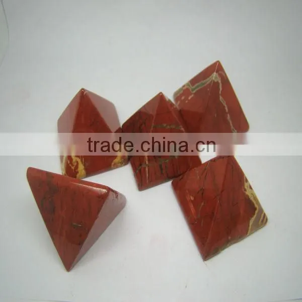 Wholesale dealer pyramid paperweight