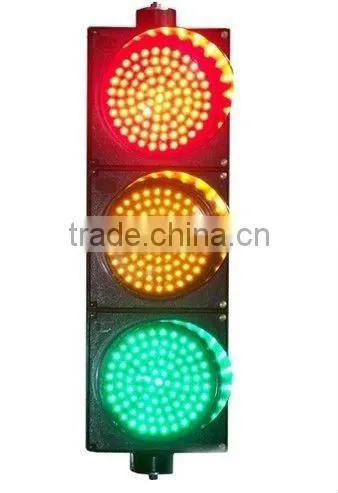 IP65 high quality 300mm red yellow green color led traffic singal light