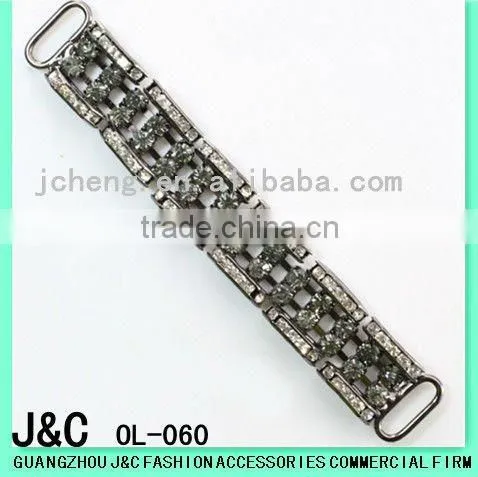 most fashionable T shaped lady shoes accessory