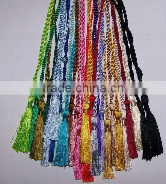 wholesale fashion Handmade Small nylon/rayon tassel