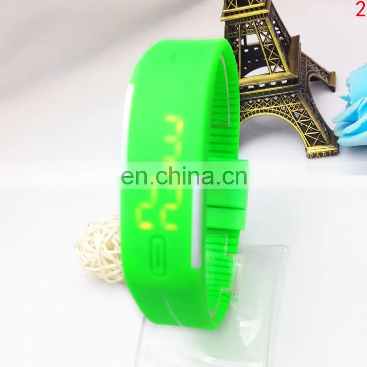 2015 new waterproof sports wrist watch kids waterproof sport watch