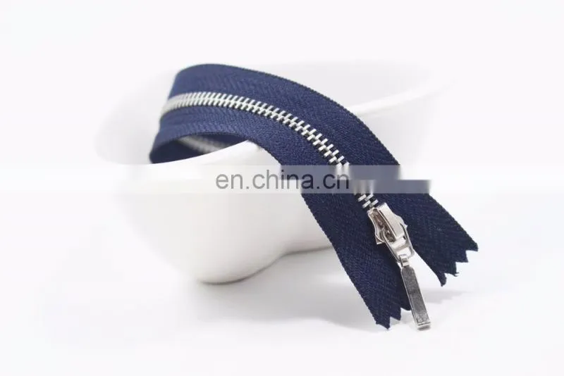 5# gun teeth open end Heavy Duty Separating metal zipper