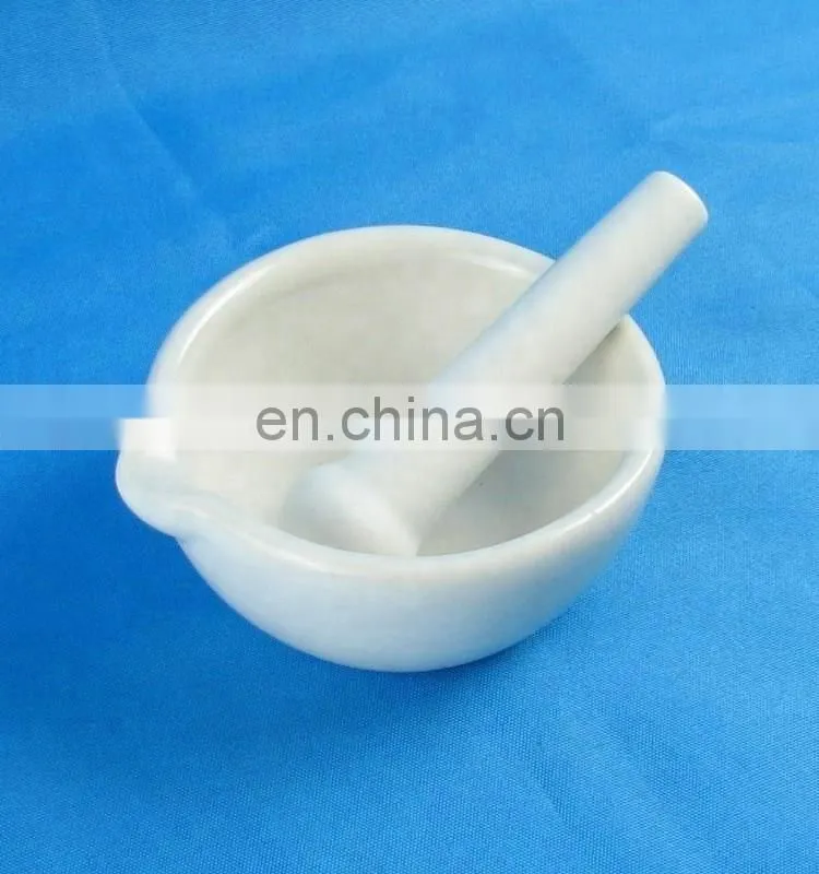 Sample reduction ceramic Mortar and pestle to crush individual particles