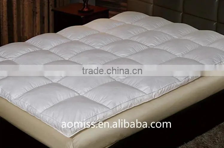 Anti-Allergy Goose Feather & Down Mattress Topper