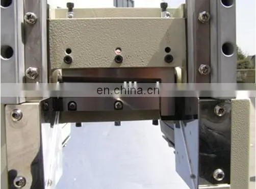 100mm wide automatic belt loop cutter