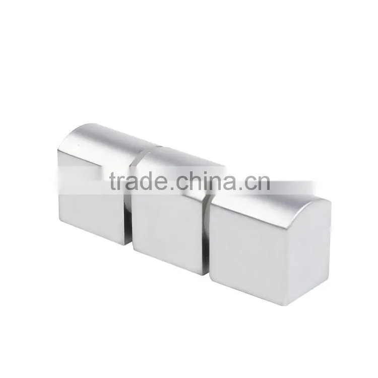 zinc plated hinge with metal material