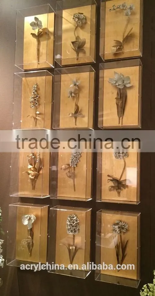 Arylic box and preserved flower