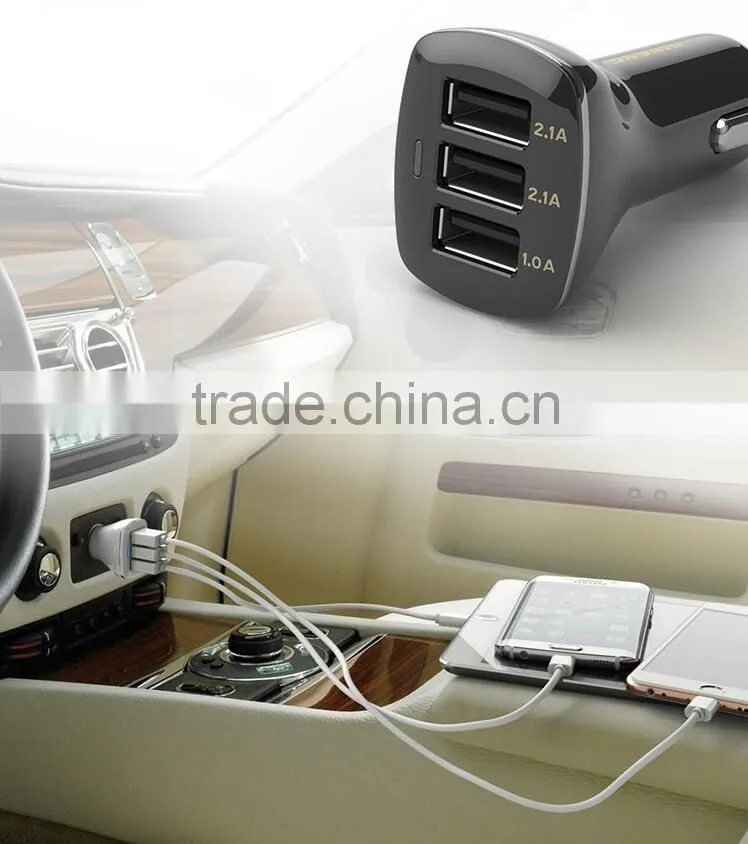 5V Car Charger with 3 port USB charge for moblie and iphone or ipad PN-523