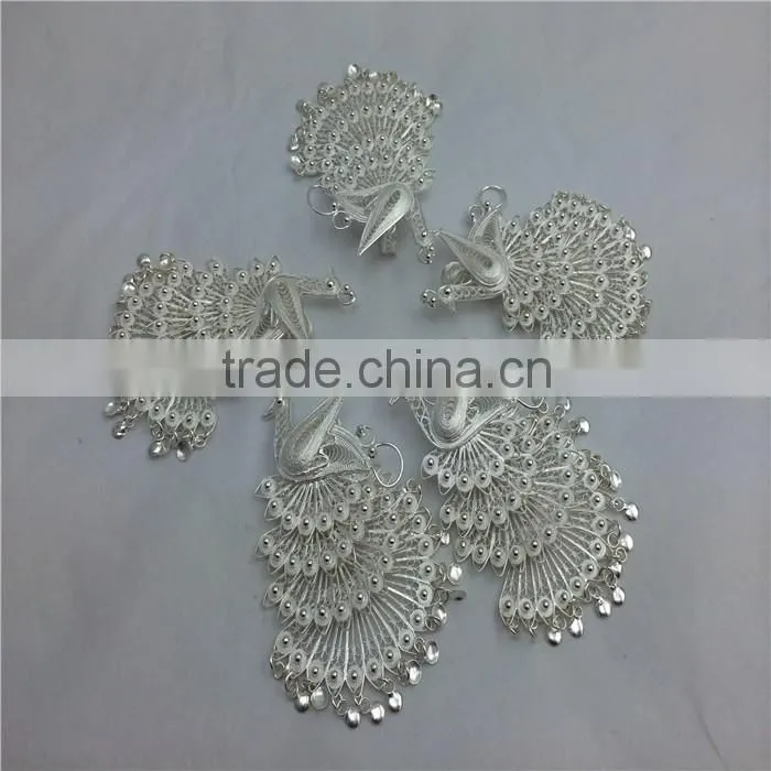 Ethnic minorities The dai nationality silver peacock dress decoration silver plating processing