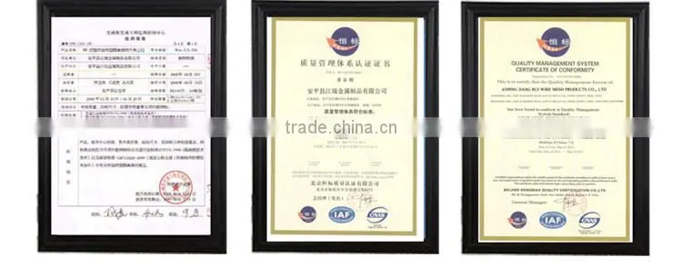 Heavy duty barbed wire mesh