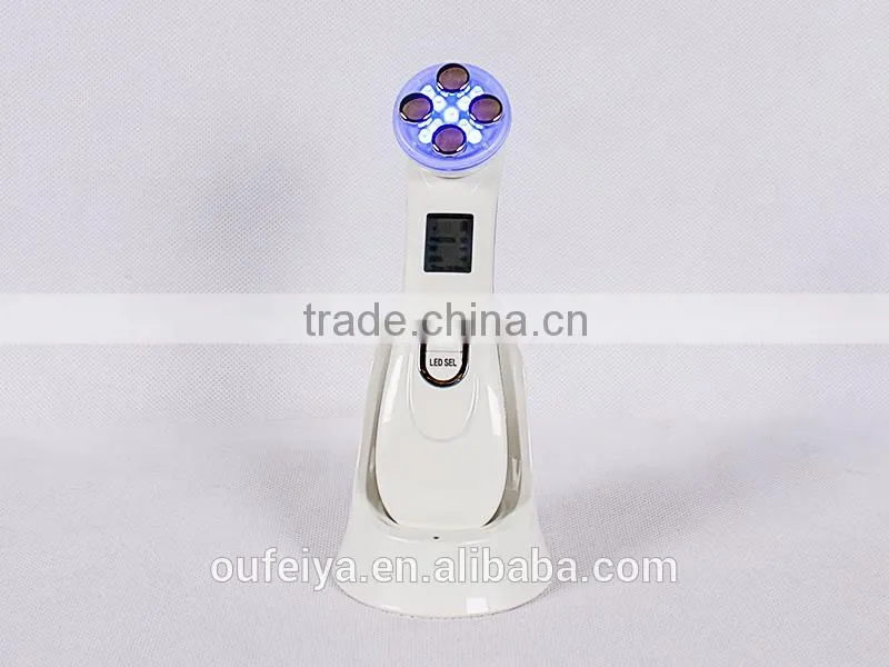 hand held rf skin rejuvenation device