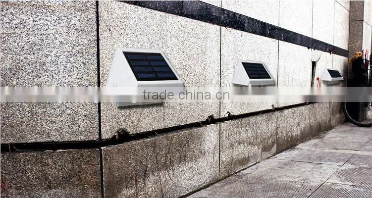 Solar Power Panel 4 LED Fence Gutter Light Outdoor Garden Wall Lobby Pathway Lamp Cold White