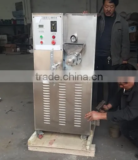 2015 best selling Ice cream filling puffing machine for stick house puff machine