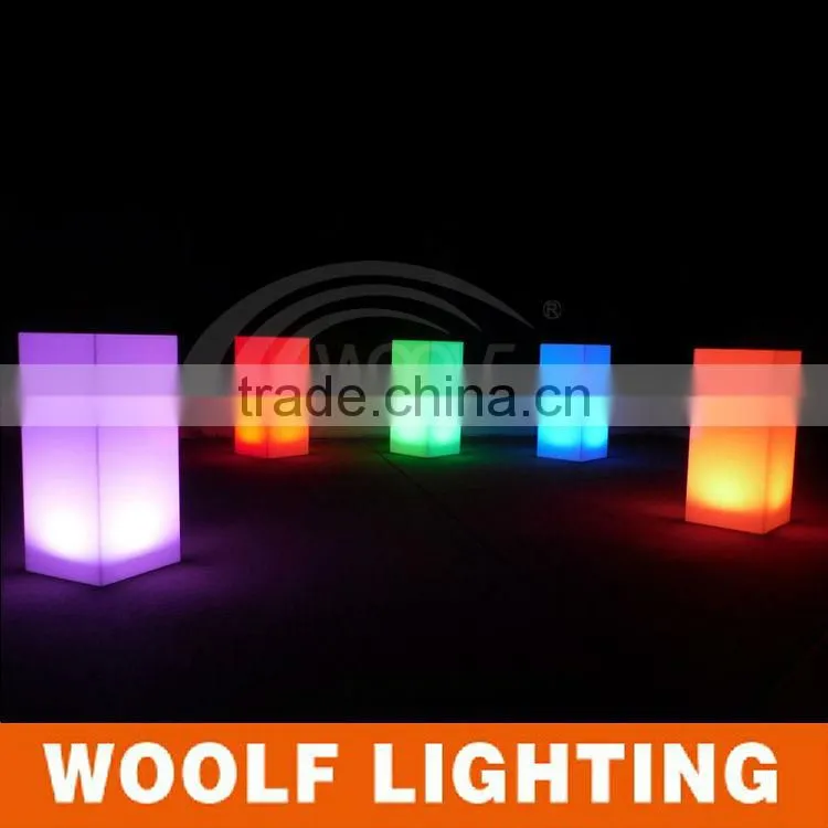 Modern RGB Garden and Yard Used Rechargeable Illuminated LED Pillar Light