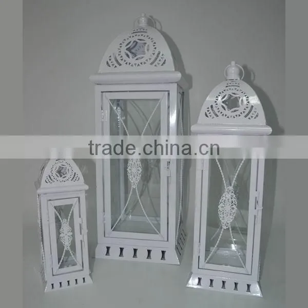Decorative garden or wedding set of 3 metal lantern